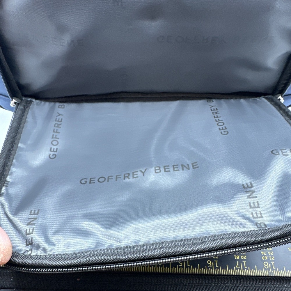 Geoffrey Beene Carry All Tote 14 " X 6" X 10" With Strap And Handles Blue. - Picture 7 of 11
